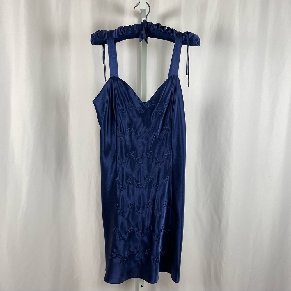 Vintage Erika Taylor Large Embroidered Satin Silky Slip Dress Lingerie Heart